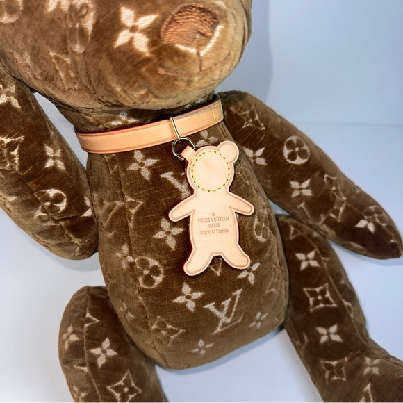 Louis Vuitton Teddy Bear Monogram Doudou Stuffed velour Brown - Picture 6 of 15